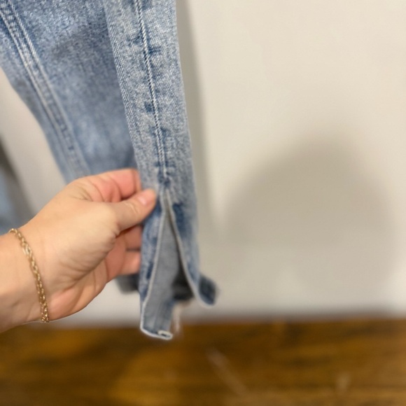 Abercrombie & Fitch Curve Love Ultra High Rise 90s Straight Jean - Picture 7 of 8